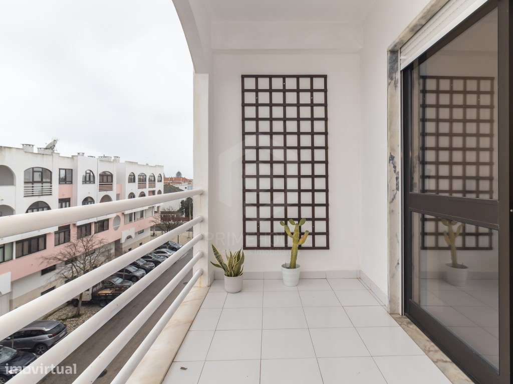 Apartamento T2 remodelado - Quinta de Sto. António a 600 metros da ...-32