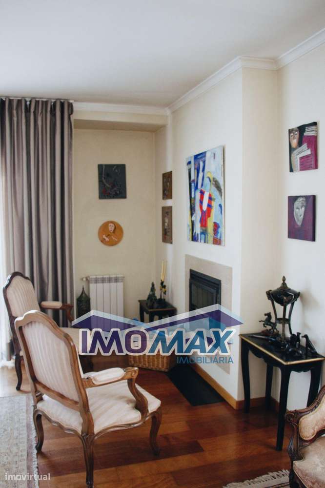 Apartamento T5 Triplex Ameal-23