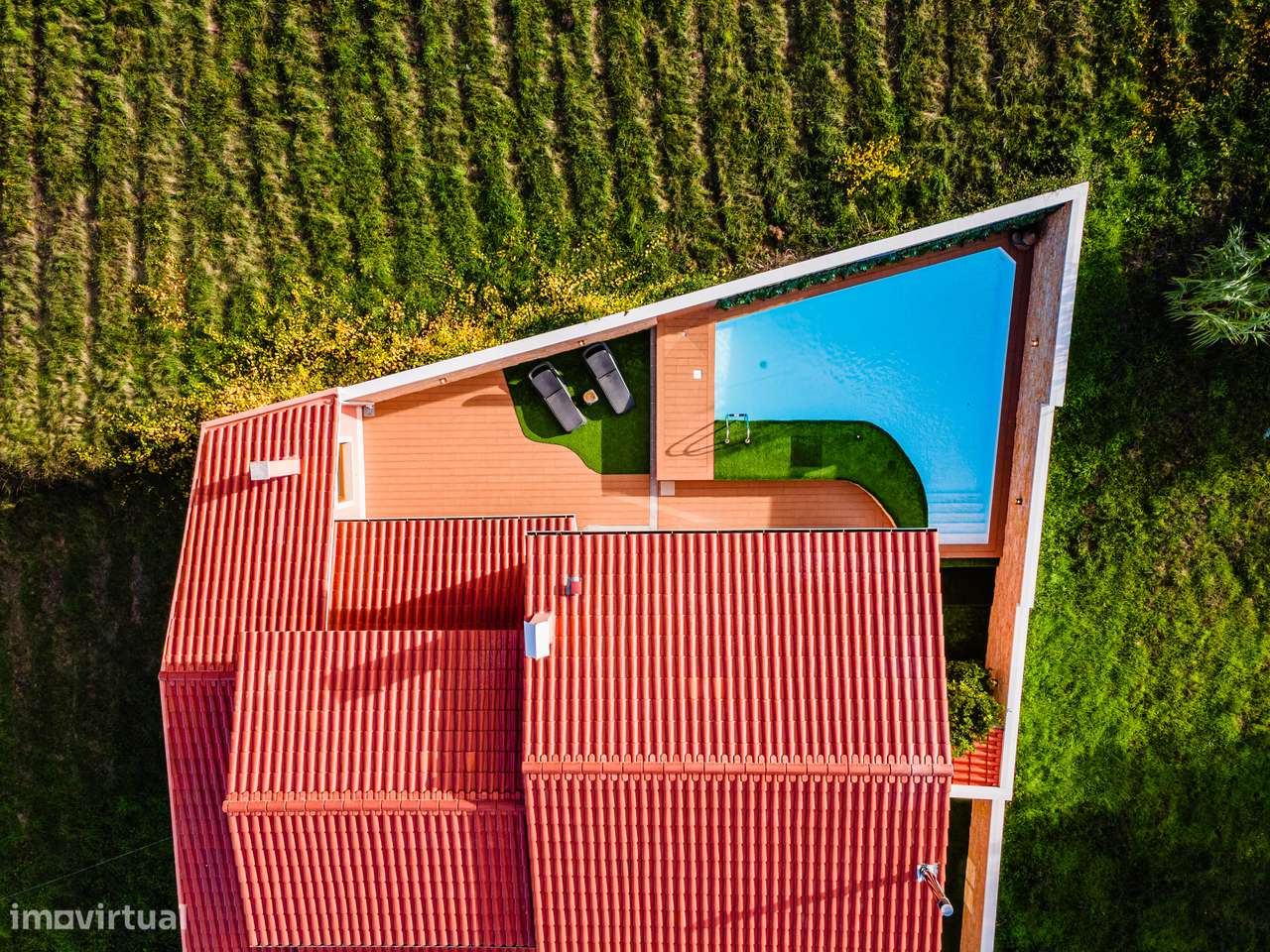 Moradia T4 renovada | Piscina Aquecida - Parceiros-57