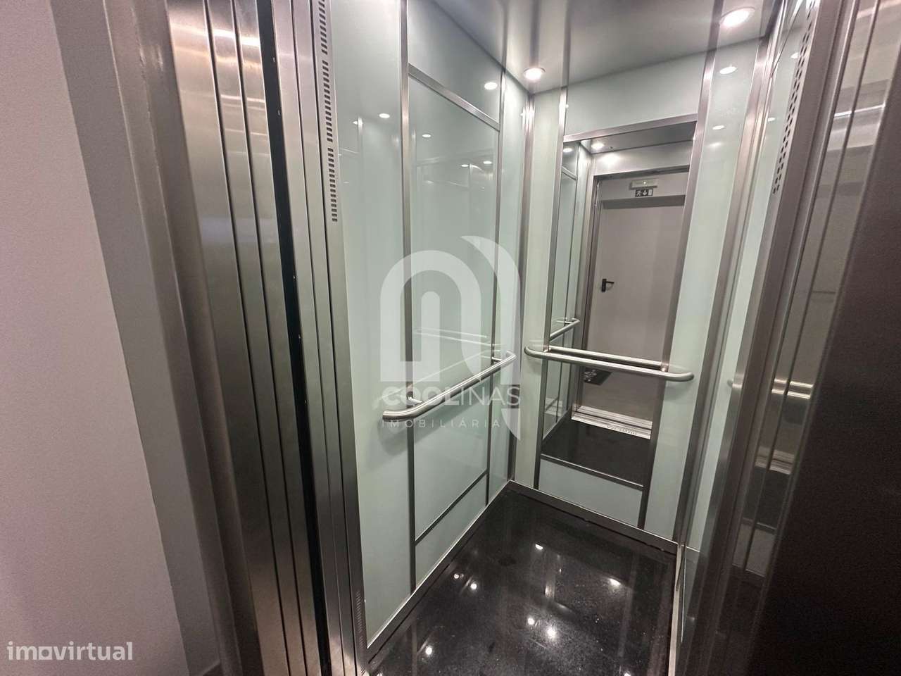 T2 Recente com logradouro e arrecadação ideal para escritório-32