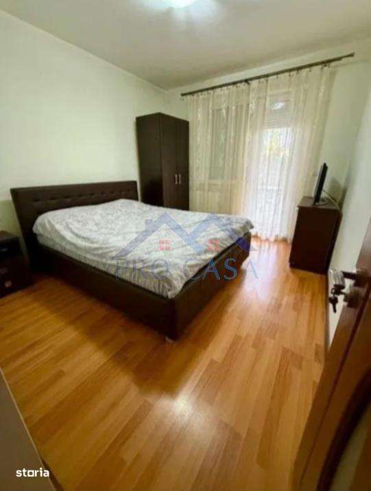 Apartament 2 camere decomandat, Cetate, curte privata , parcare privat-2
