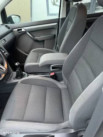 Volkswagen Touran 1.2 TSI BlueMot Comfortline - 8