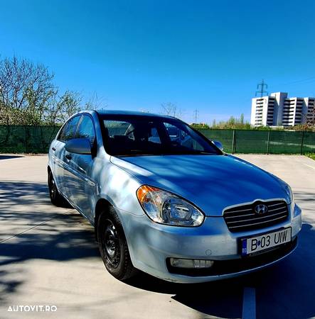 Hyundai Accent MC 1.5 CRDI 4DR GL COMFORT - 5