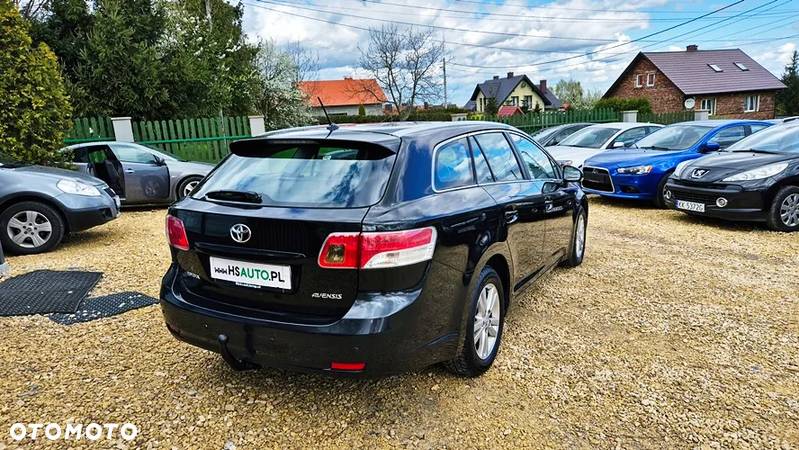 Toyota Avensis 1.8 Premium - 15