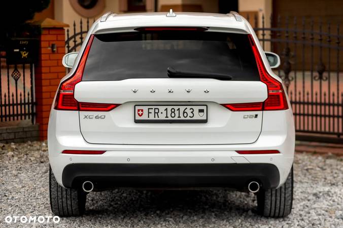 Volvo XC 60 D5 AWD Inscription - 11