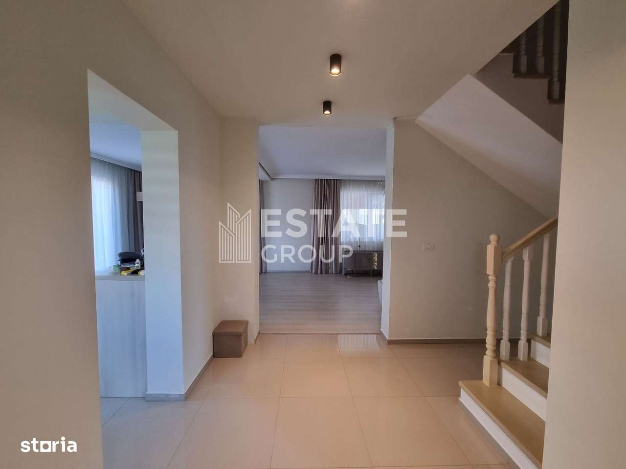 Casa tip triplex cu 4 camere in Dumbravita-11