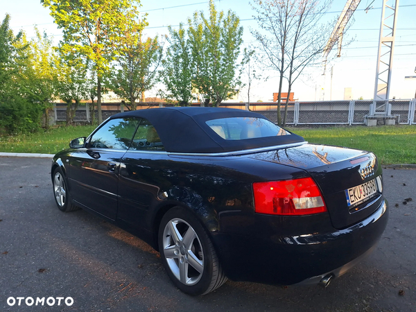 Audi A4 Cabriolet 1.8T - 17