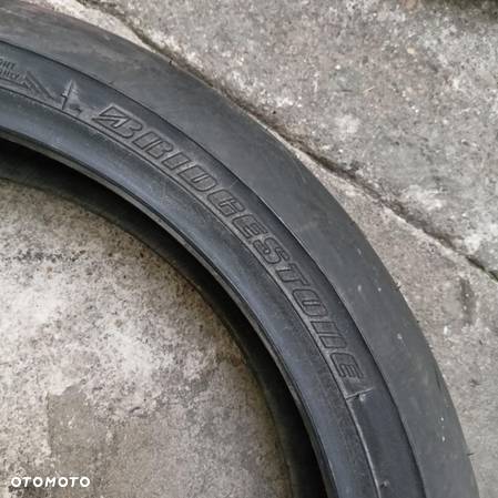 OPONA MOTOR 120/70/17 BRIDGESTONE (E9167) - 2