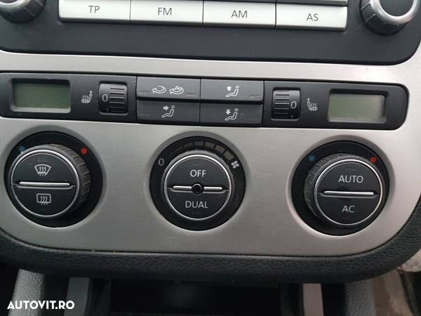 Panou Modul Display AC Clima Climatronic cu Scaune Incalzite VW EOS 2006 - 2010 - 2
