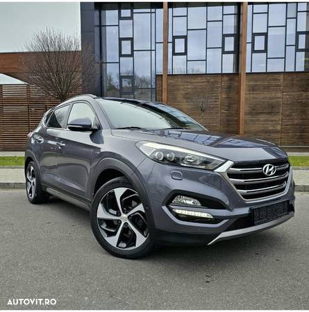 Hyundai Tucson 2.0 CRDi 4WD Automatik Premium - 1