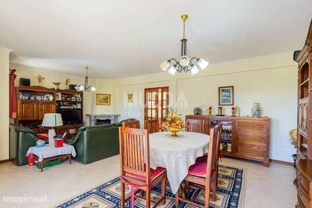 Moradia T4 à venda em Mataduços, Esgueira, Aveiro – Espaço, Conforto e-18