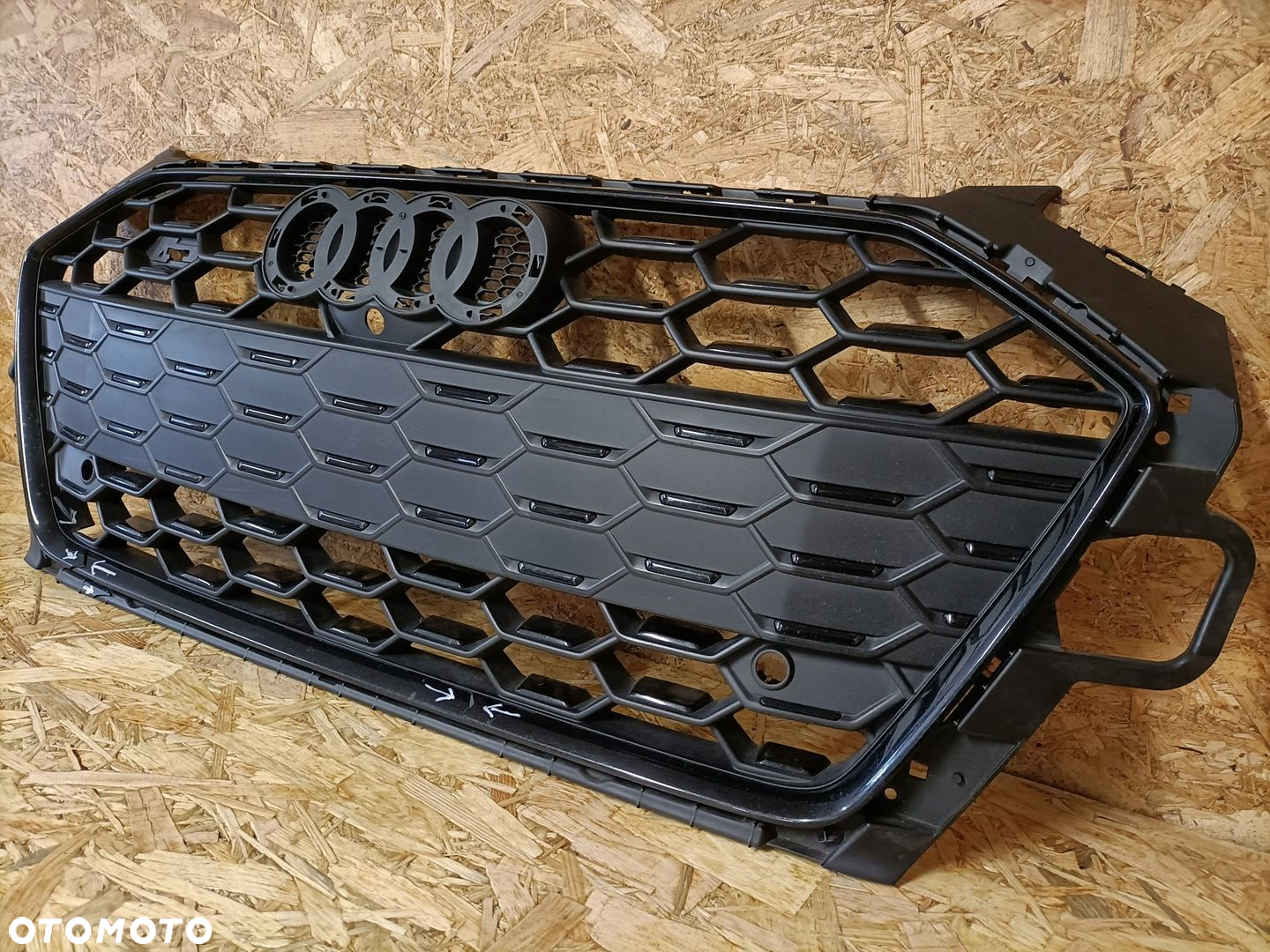 AUDI S4 A4 B9 8W LIFT 20- KRATKA GRILL ATRAPA CHŁODNICY 8W0853651 - 3