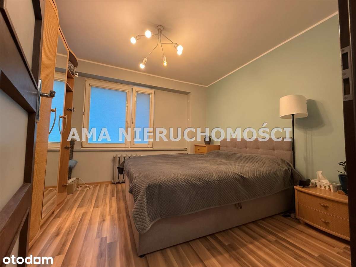 Duże mieszkanie na 1p. z balkonem na Podolszycac-8