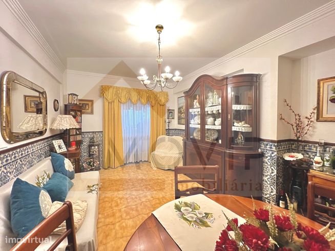 Apartamento T3 nos Quatro Caminhos-5