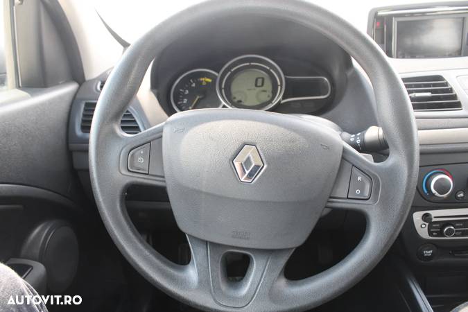 Renault Megane dCi 110 FAP Expression - 6