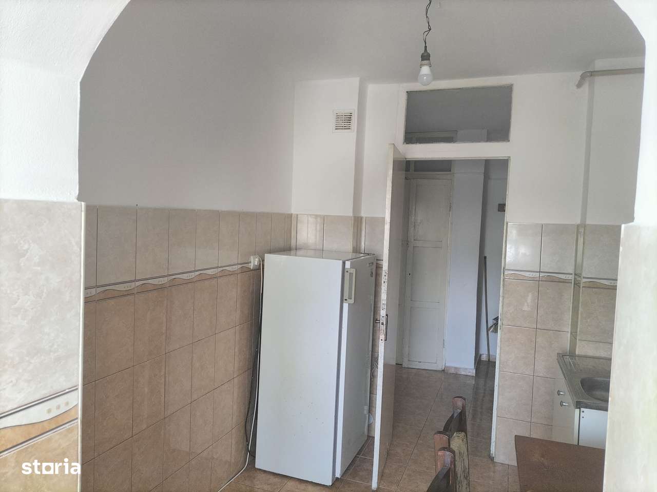 Închiriez apartament  2 camere, etajul 1, zona Iulia Zamfirescu. - Imagine principală: 5/7