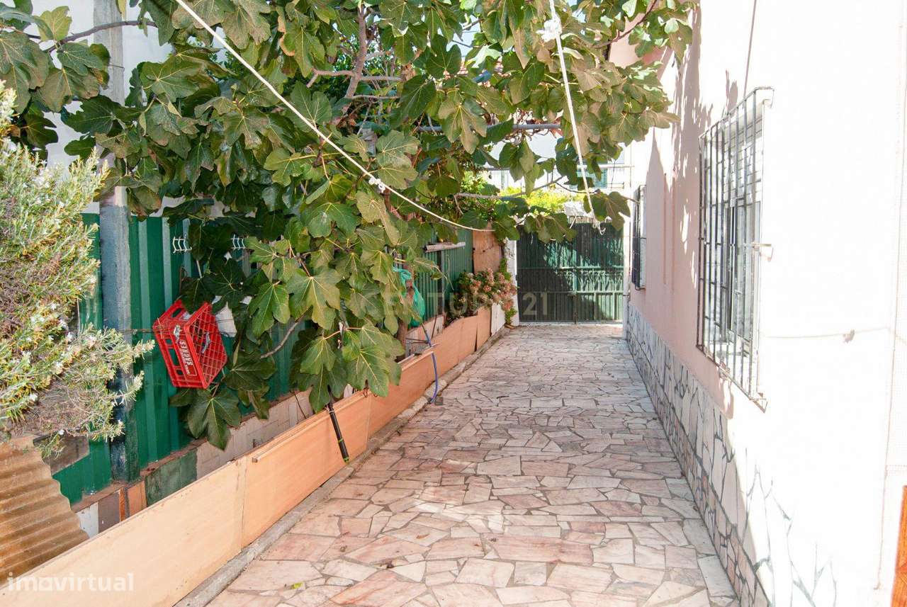 Moradia Isolada T5 Quinta do Conde (INVESTIMENTO) - Grande imagem: 4/26