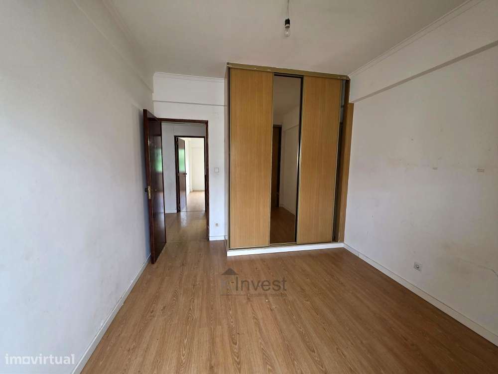 Apartamento T2, Flamenga, Santo António dos Cavaleiros , Loures-5