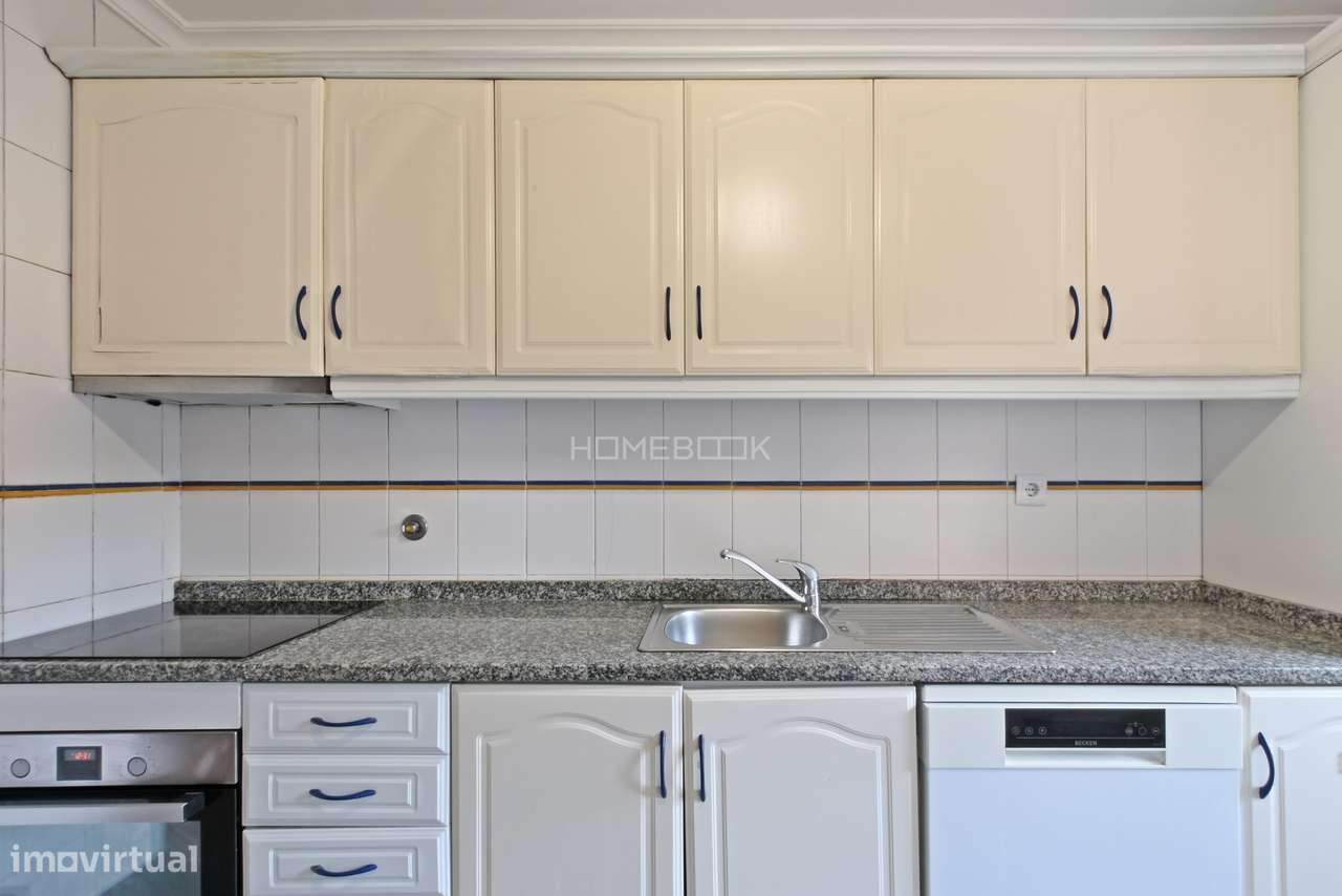 Apartamento T3 em plena Avenida Fernão Magalhães-14