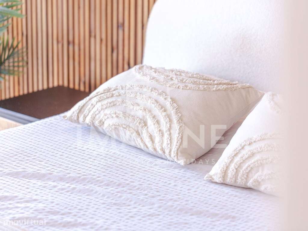 Moradia V2, de Arquitetura Moderna com Piscina e jardim - Urbanizaç...-39