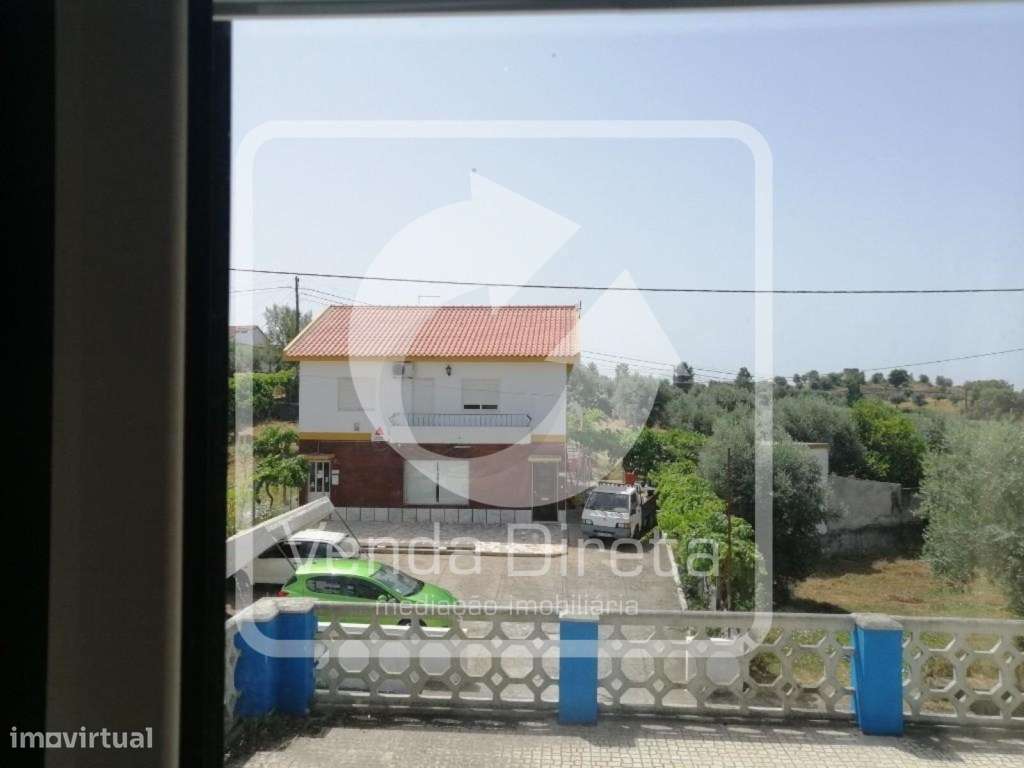 Moradia T7 com 4 pisos e garagem em Mouriscas - Abrantes.-40