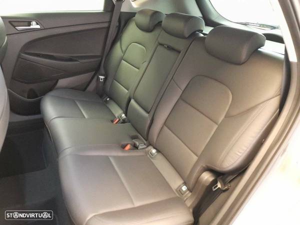 Hyundai Tucson 1.6 CRDi Premium+Pack Pele - 10
