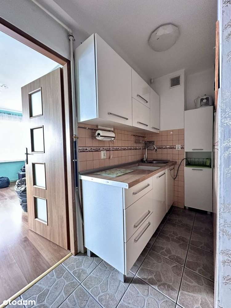 Duża, słoneczna kawalerka | do wprowadzenia od zar-7