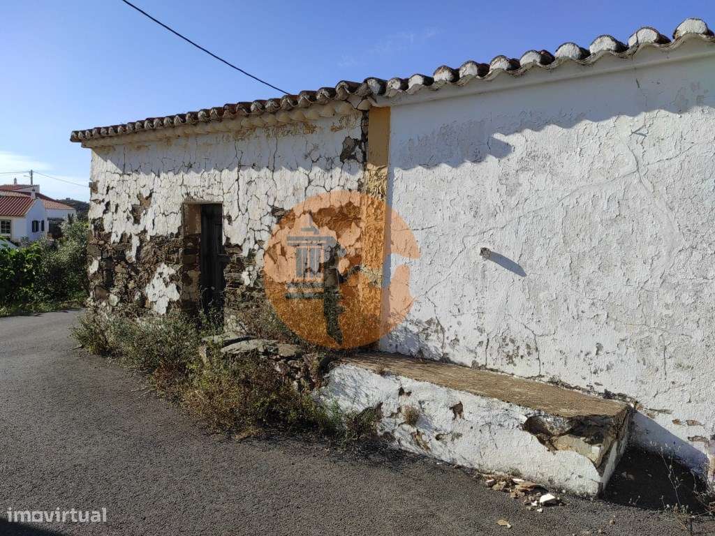 MORADIA DE ALDEIA - 129 M2 - COM LOGRADOURO - CORTE PEQUENA - ODELE... - Grande imagem: 4/31