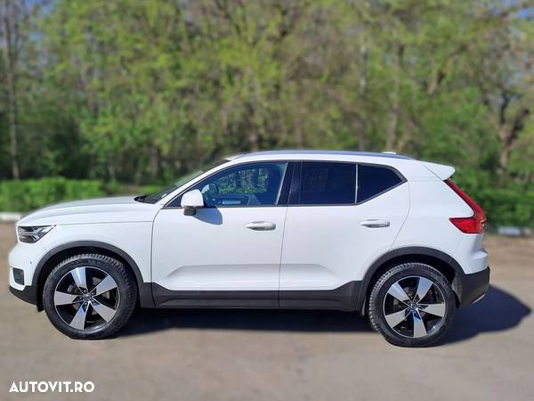 Volvo XC 40 D3 AWD Momentum Pro - 2