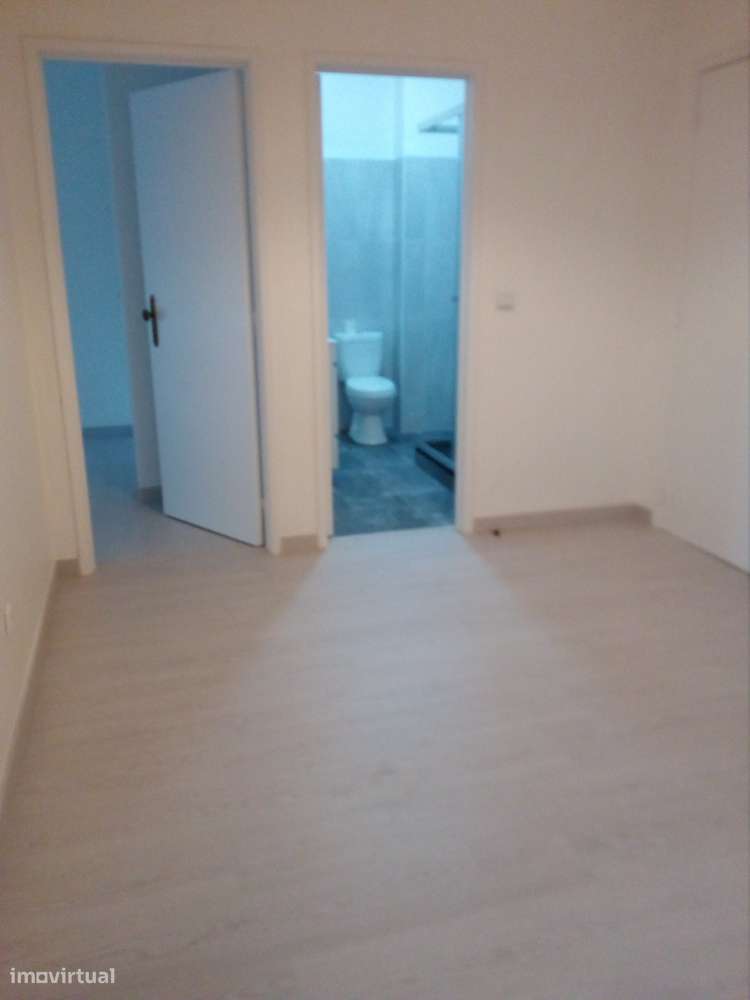 Apartamento T1 Pontinha Metro, Lisboa - Grande imagem: 4/10