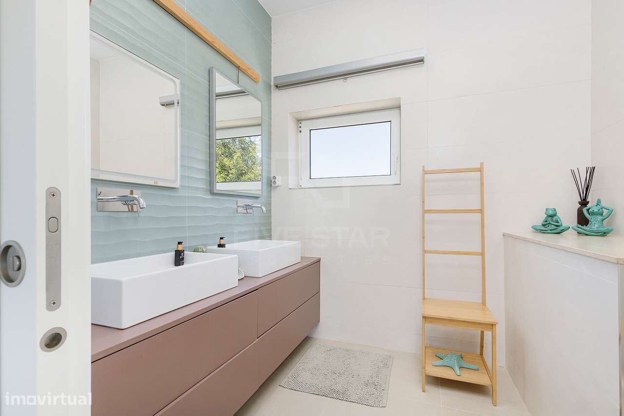 Moradia T4 na Guia -  Charme Algarvio com Total Privacidade - Piscina-33