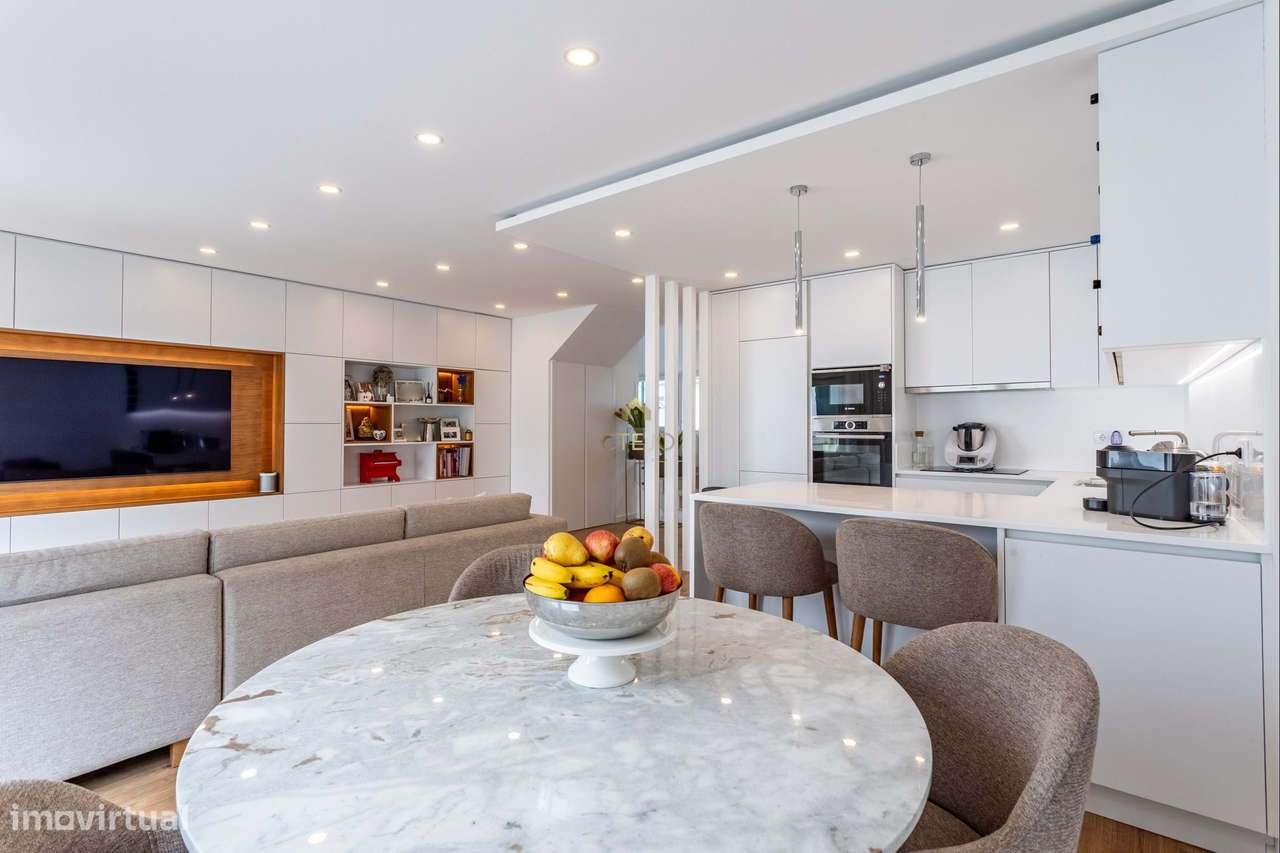 Moradia T2 Moderna com Pátio, Varanda e Chão Radiante – Bairro da Petr-6