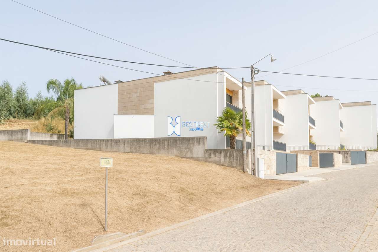 Moradia T4 para arrendamento – Adães - Grande imagem: 4/4