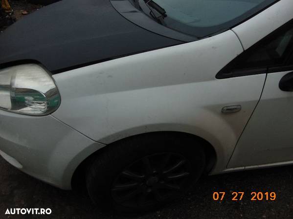 Aripa Fiat Grande Punto 2005-2012 aripi stanga dreapta dezmembrez - 1