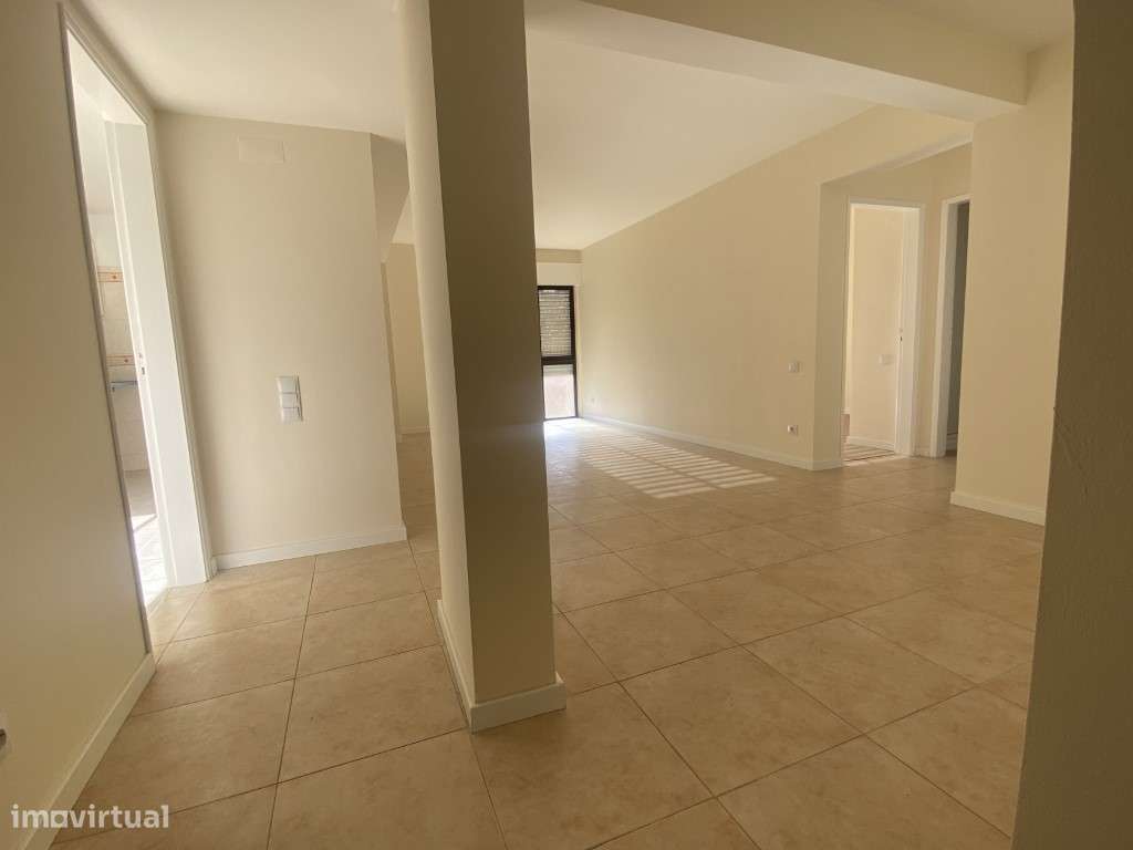 Apartamento T2 em Algueirão - Mem Martins-6