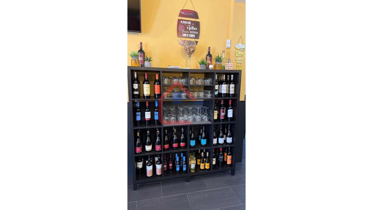 Loja em Portugal - Grande imagem: 2/15