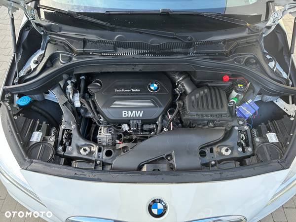 BMW Seria 2 216d - 14