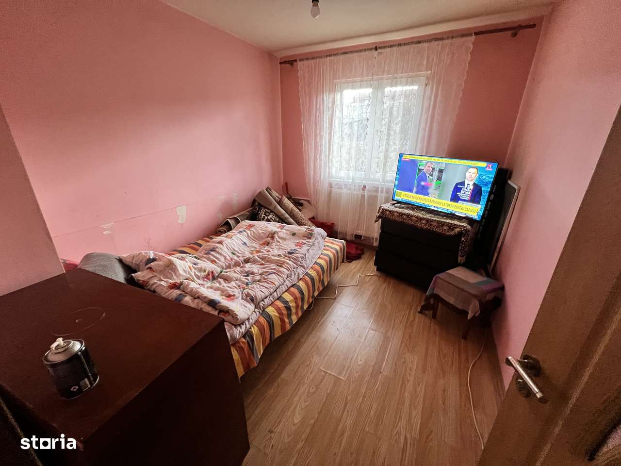 VAND apartament 2 camere semidecomandat,zona Calea Cisnadiei-2