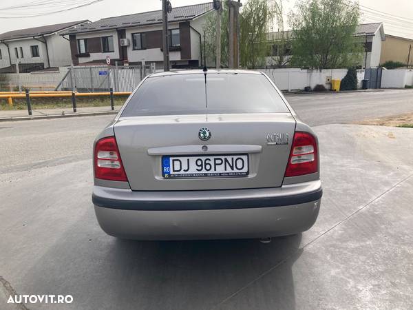 Skoda Octavia Tour 1.4 - 4