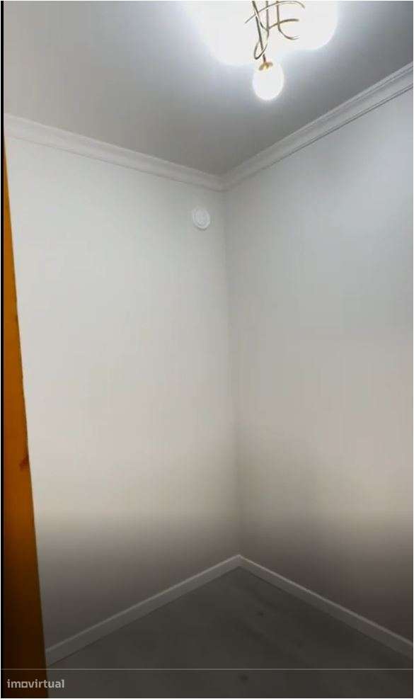 T2+1 Renovado no Centro de Gondomar, junto à Câmara!-20