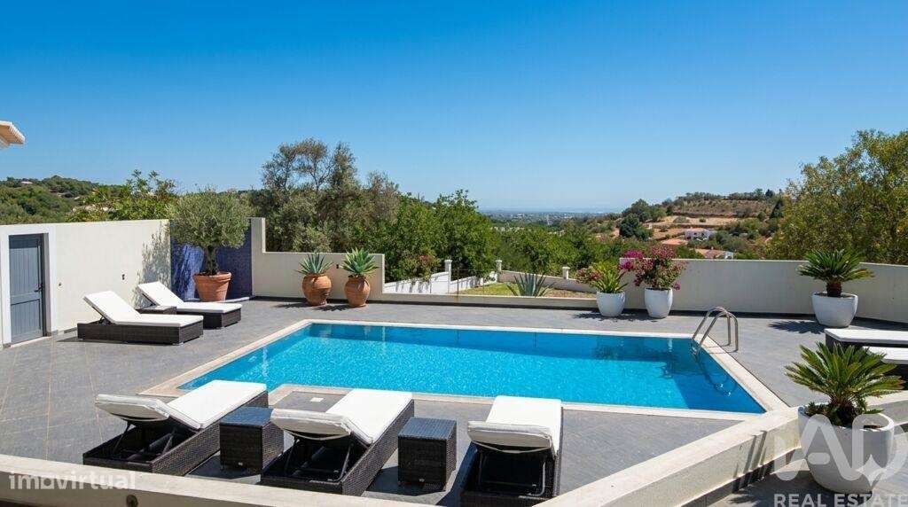 Casa Villa T4 Em Boliqueime De 497 00 M2