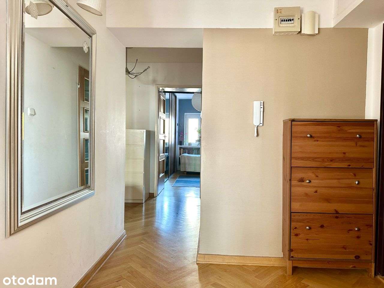 3 pokoje, świetny rozkład i lokalizacja ENG-10