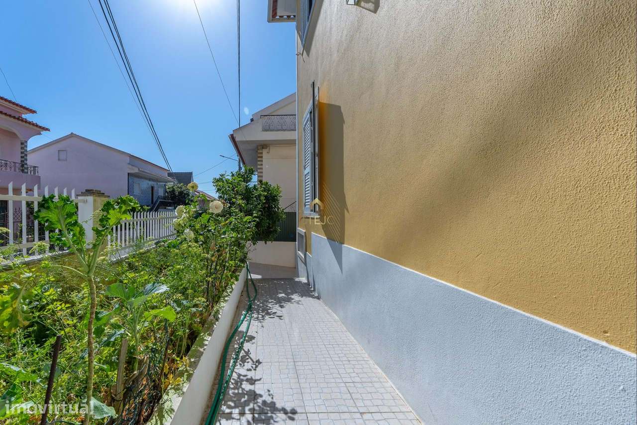 Fantastica Moradia T6 São João da Talha-37