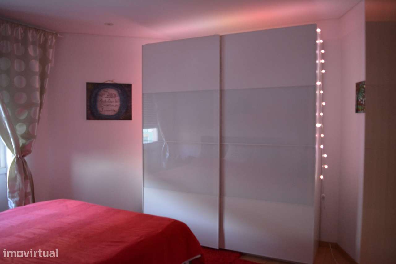 T1 bem remodelado excelente localização para viver ou investir-7