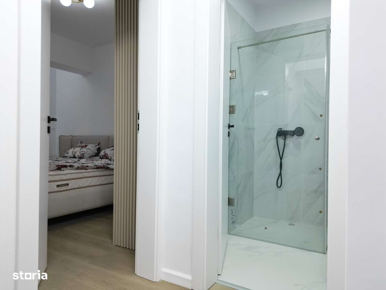 Direct proprietar-Chiajna-Ilfov-Curte  150 MP-7