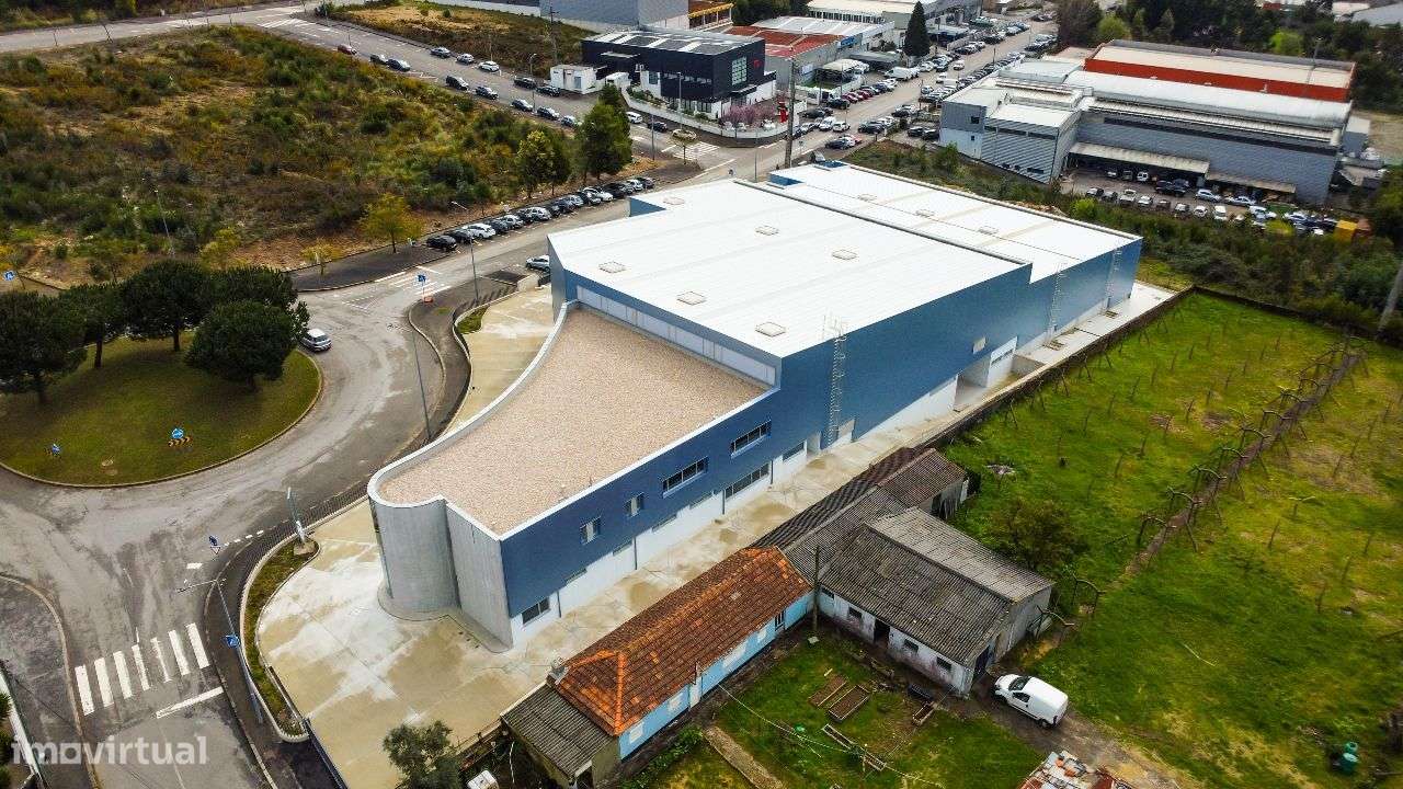 Unidade Fabril Nova em Zona Industrial-28
