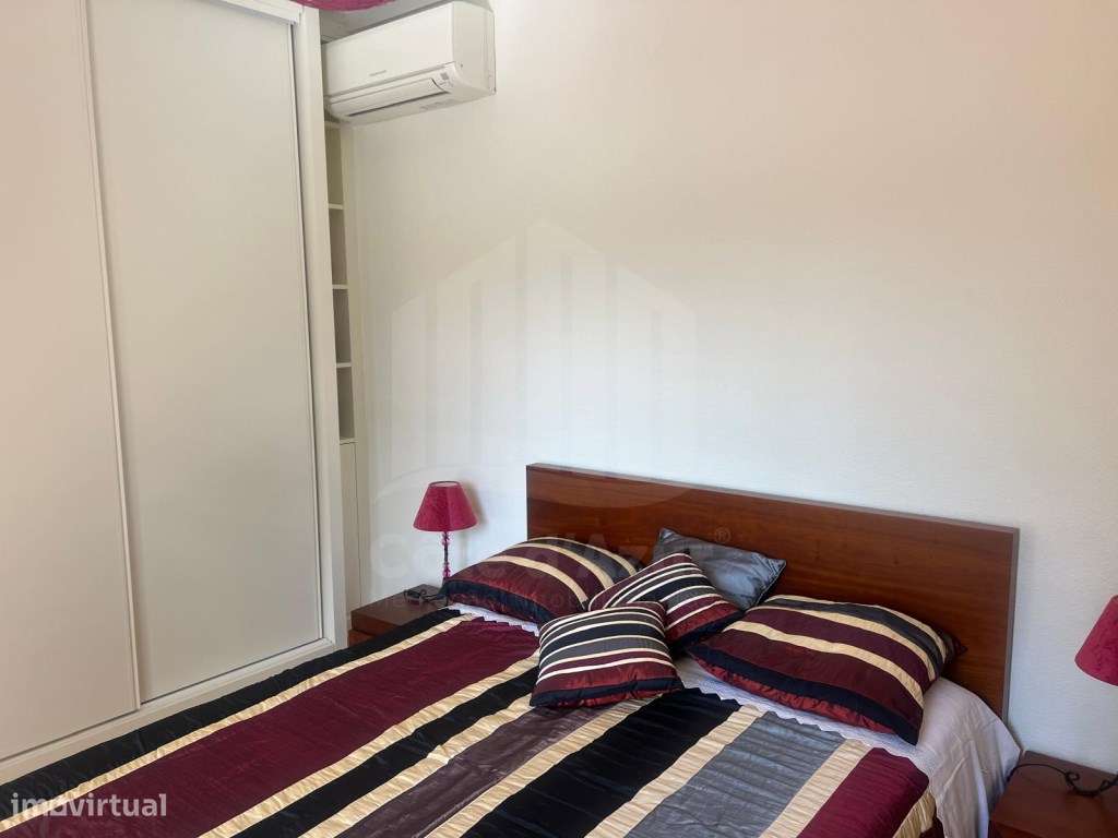 Moradia com 7 Assoalhadas , garagem e com terreno de 1.000 m2 zona ...-16