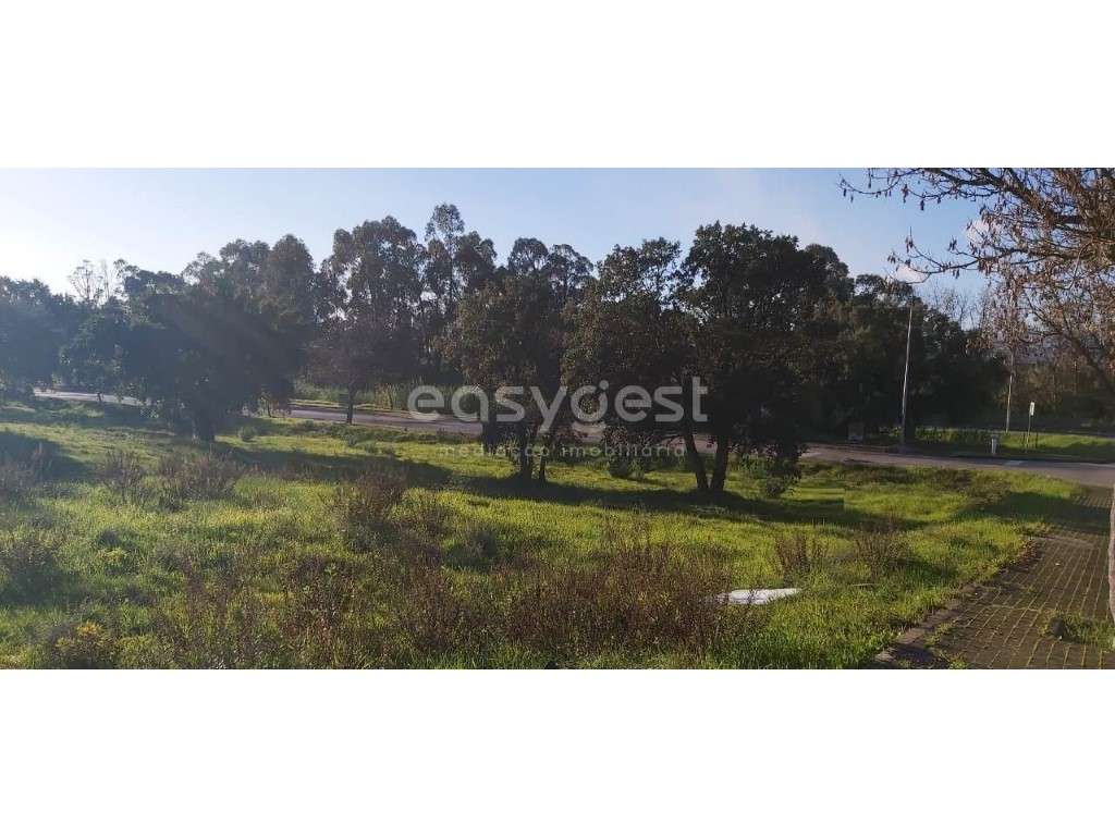 Lote de terreno na Urbanização Casal Vidigal próximo do Entroncamento - Grande imagem: 4/8