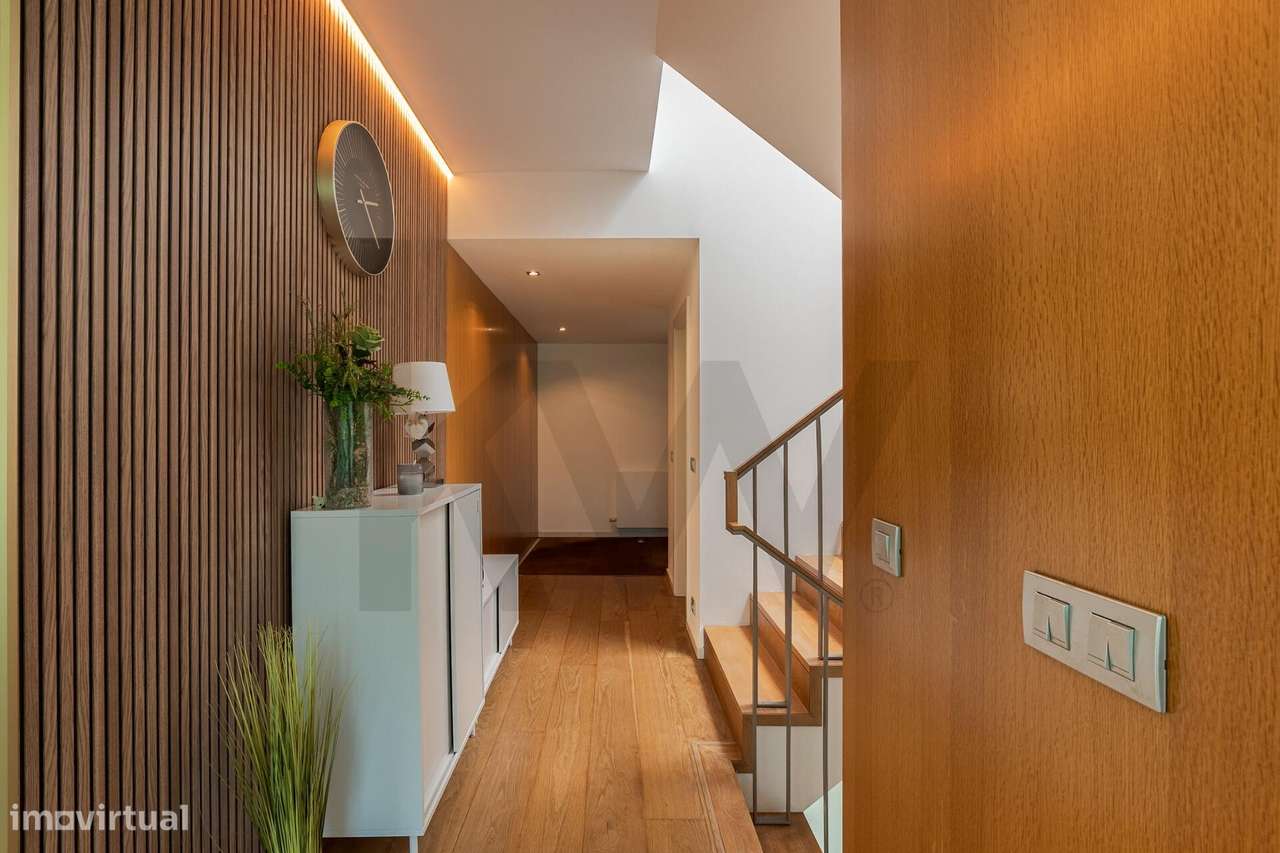 Moradia T3+1 de Excelência com Jardim Privativo em Santa Joana, Aveiro-10