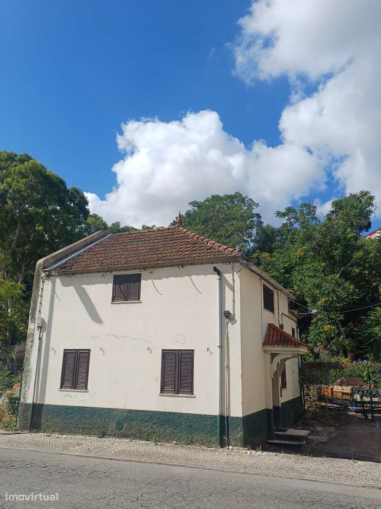 Moradia para Remodelação em Campolide – Investimento-5